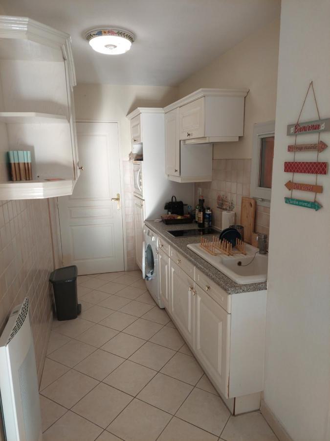 T2 Neuf Et Calme Au Coeur De Sanary Avec Terrasse Et Box Apartment Екстериор снимка